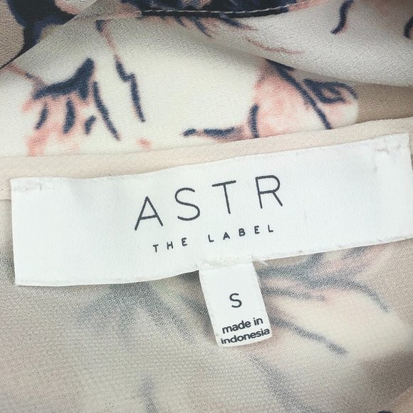 ASTR the Label Beachy Floral High Neck Crop Top Fairy Festival Summer Concert - Picture 12 of 13